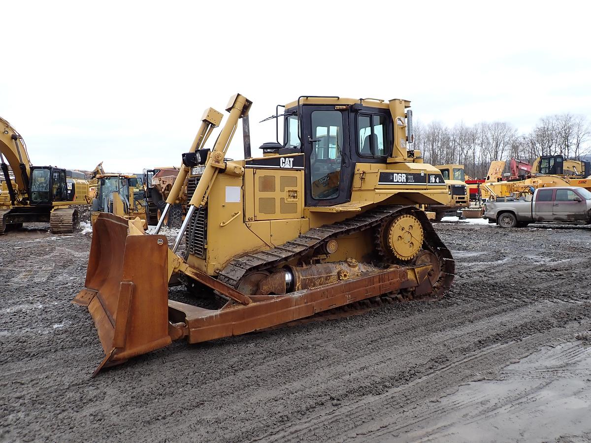 Used 2004 CAT D6R XL II