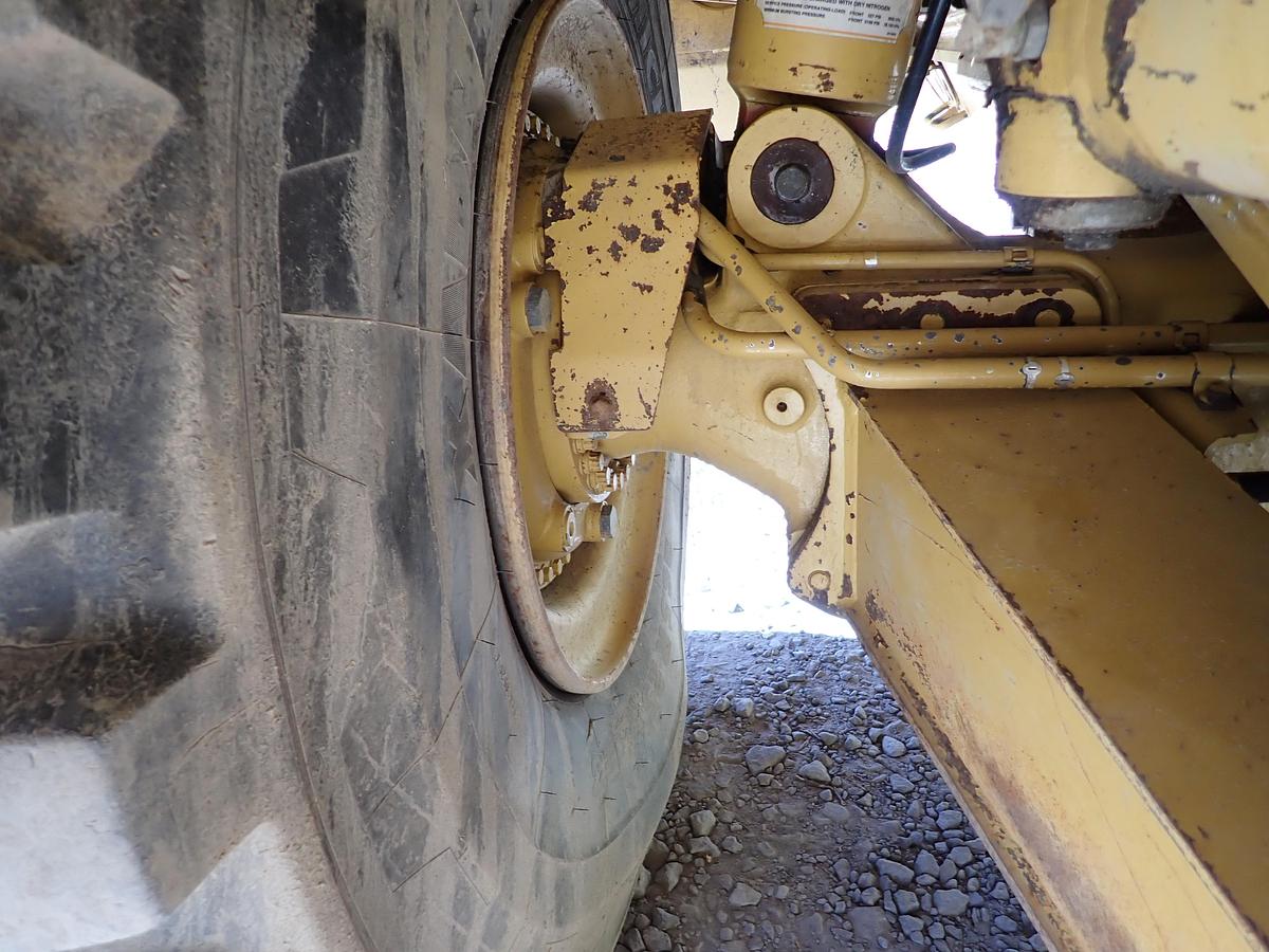 Used 2004 CAT 735 Articulated Haul Truck