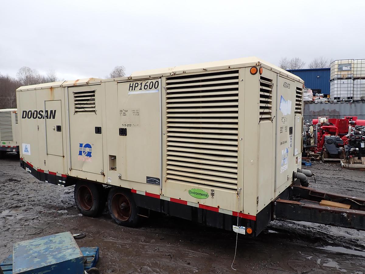Used 2013 Doosan HP1600 Air Compressor