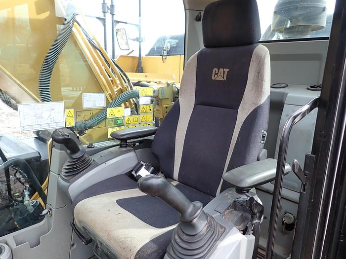 Used 2012 CAT 320EL