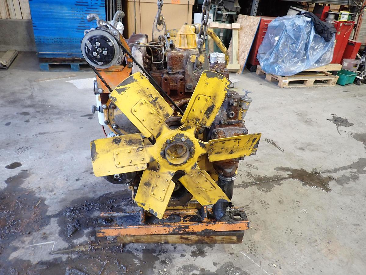 Used CAT 3304 PC Diesel Engine AR # 7N1522