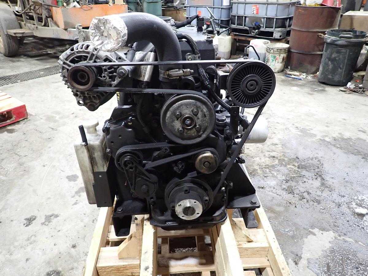 Used 2011 John Deere 4024HF285