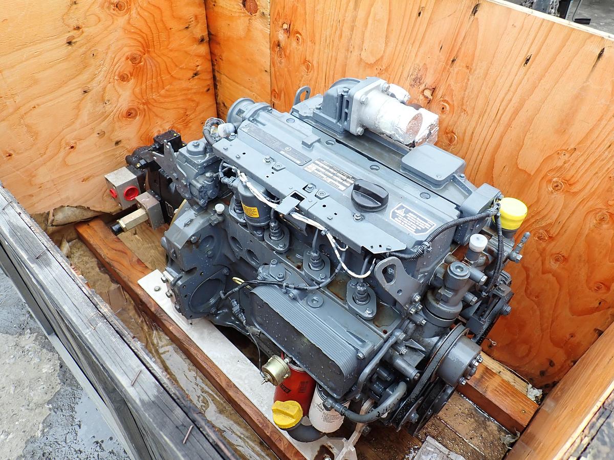 2006 DEUTZ BF4M2012C Diesel Engine 119 HP UNUSED