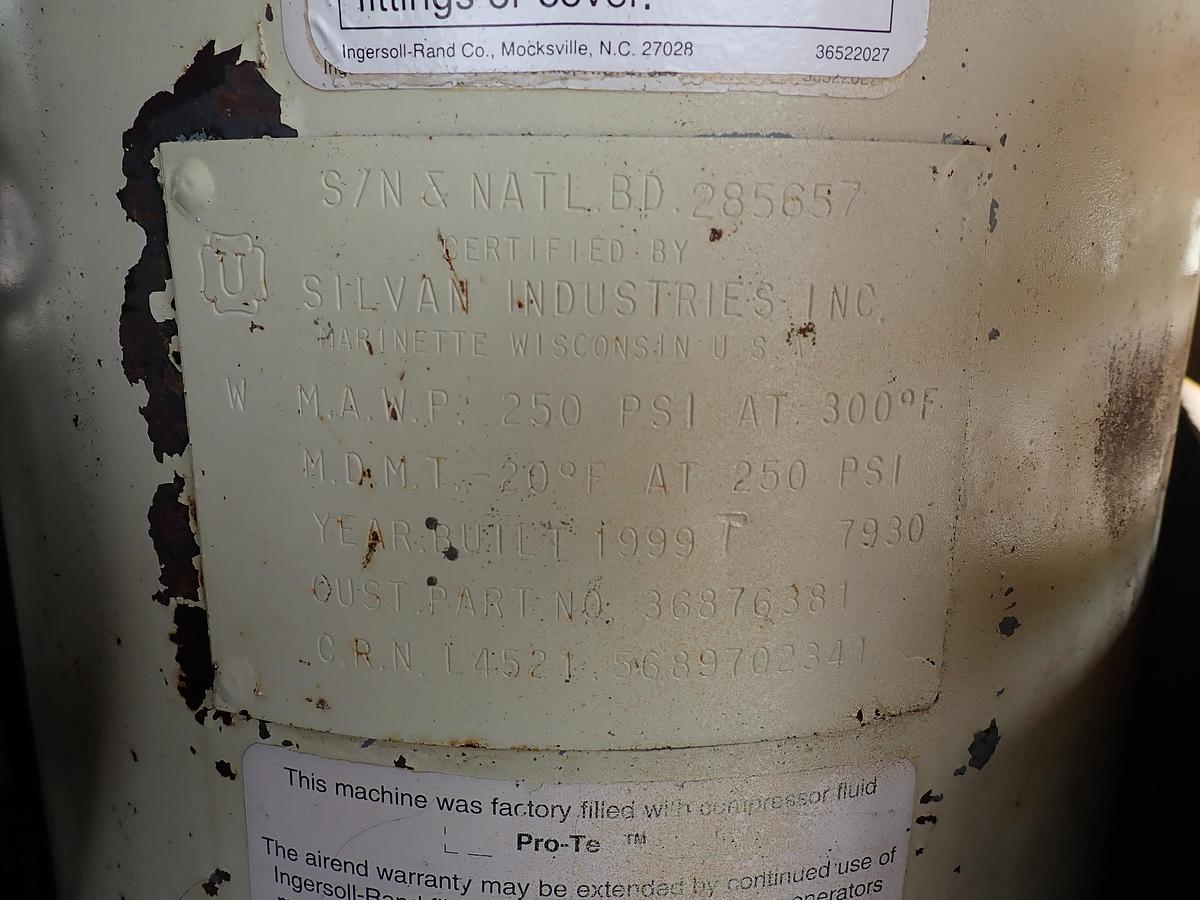 Used 1999 Ingersoll Rand XP825WCU 825 CFM Air Compressor