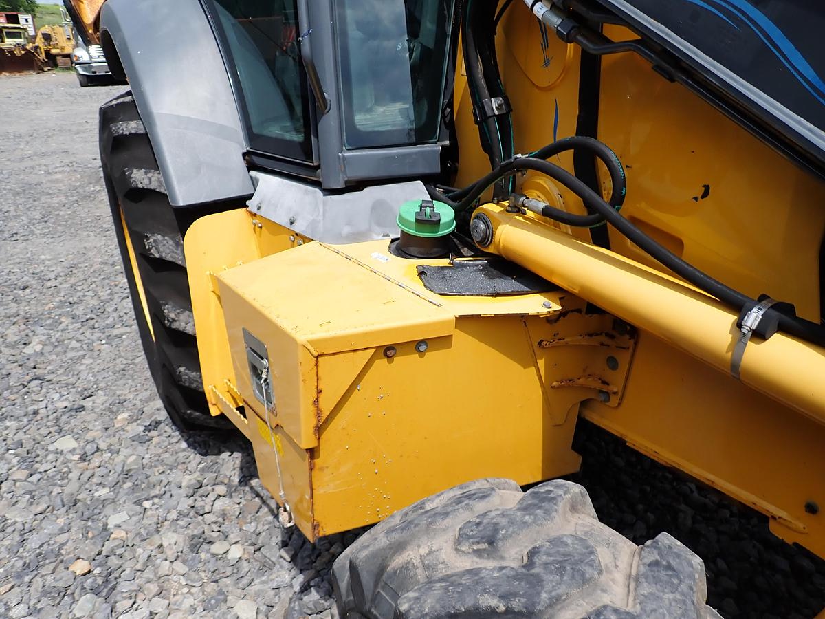 Used 2018 John Deere 410L Loader Backhoe LOADED! Q/C FORKS EXTENDAHOE