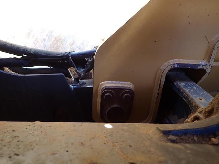 Used 2019 Case 2050M LGP