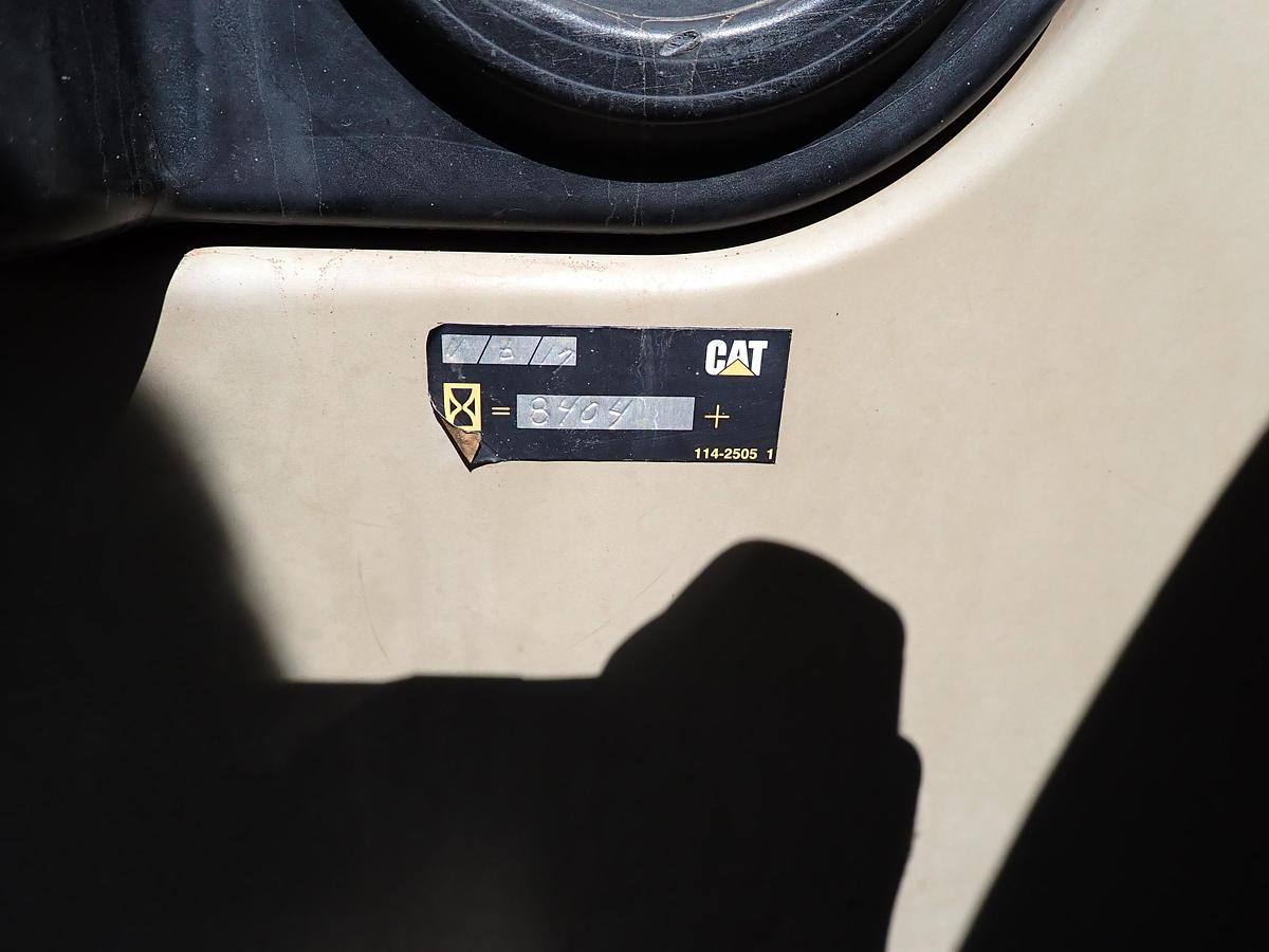 Used 2004 CAT 330CL Hydraulic Excavator