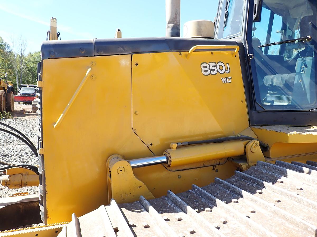Used 2006 John Deere 850J WLT Crawler Dozer