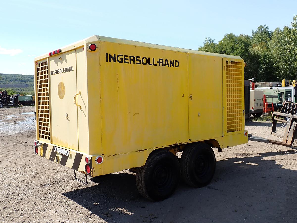 Used Ingersoll Rand XP600WCU 600 CFM Air Compressor