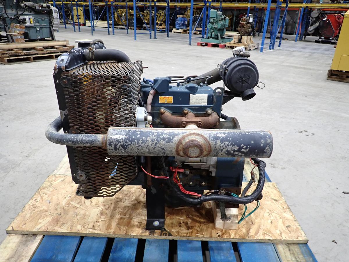 Used 2000 Kubota D905 Diesel Engine Power Unit
