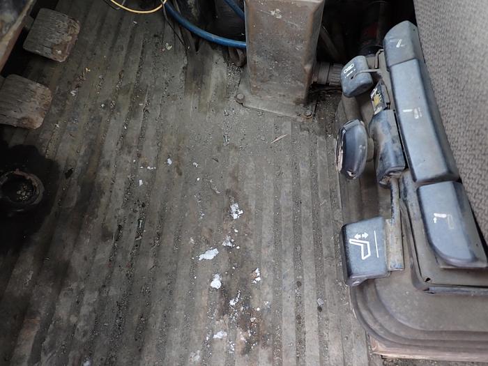 Used 1985 CAT 769C Rigid Frame Water Truck 8000 Gallon