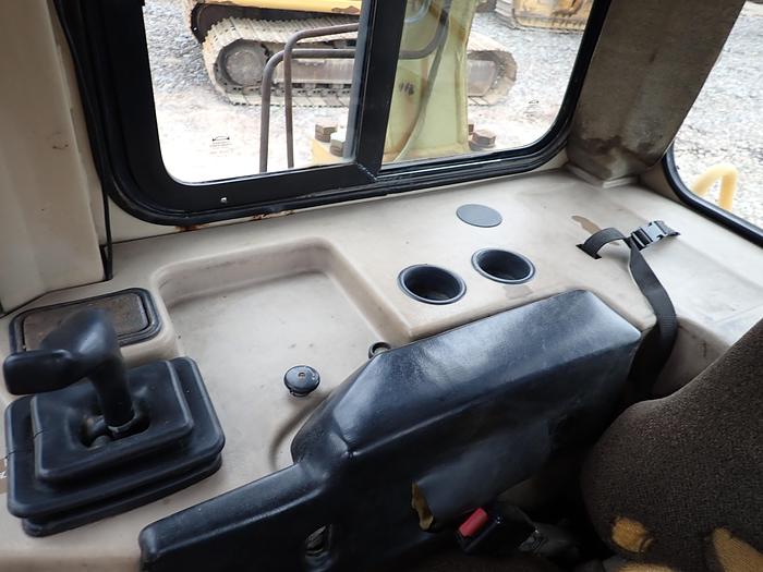 Used 2002 CAT D6M XL