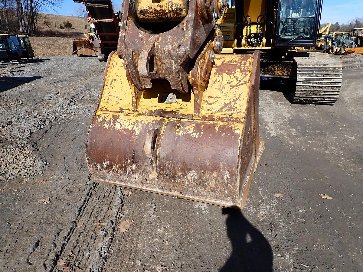 Used 2019 CAT 349FL Excavator Q/C Aux. Hydraulics