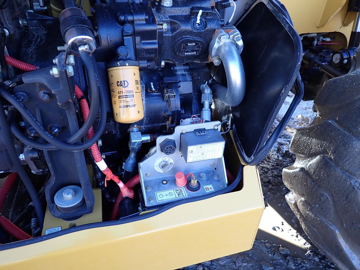 Used 2019 CAT TL1255D