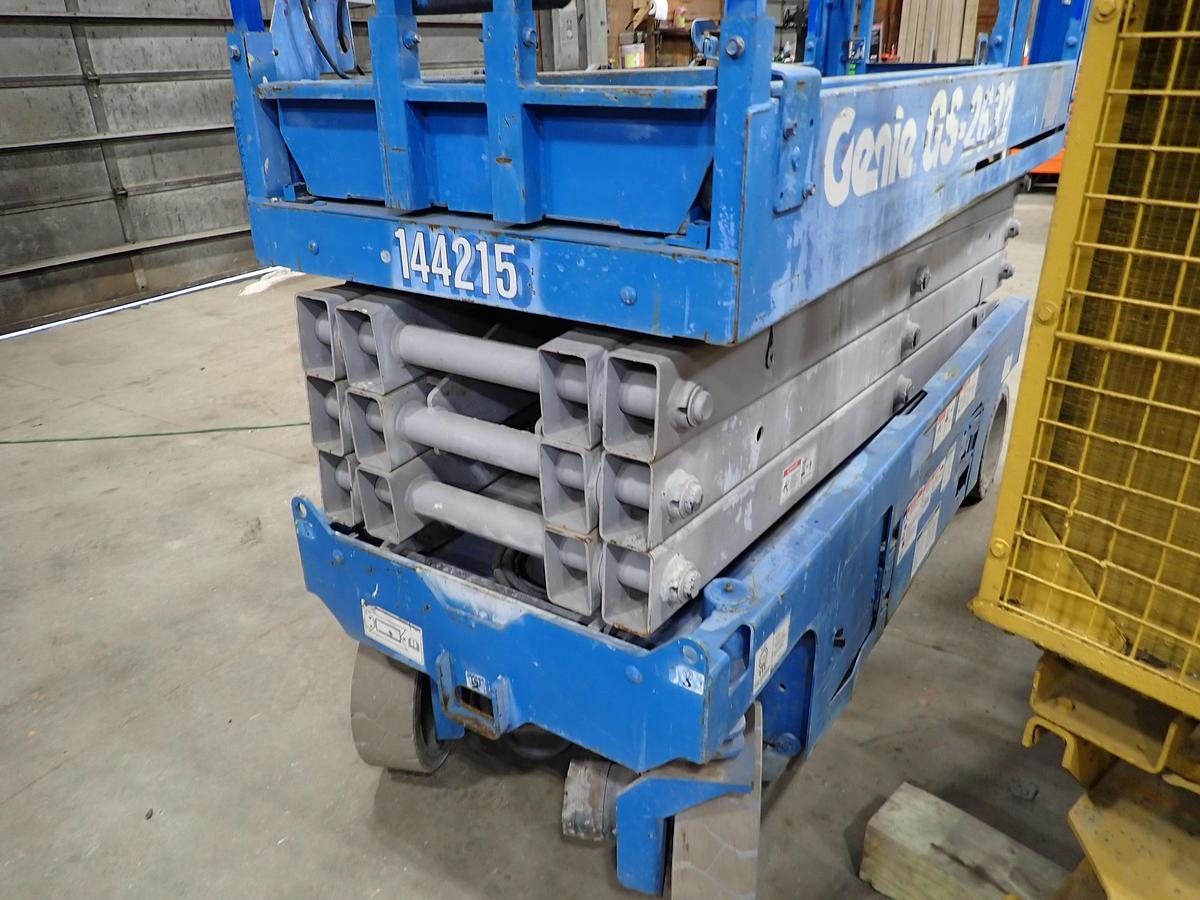 Used 2015 Genie GS2632