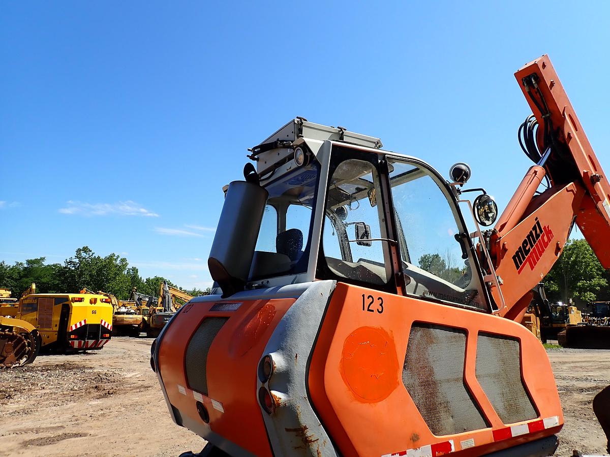 Used 2018 Menzi Muck A91