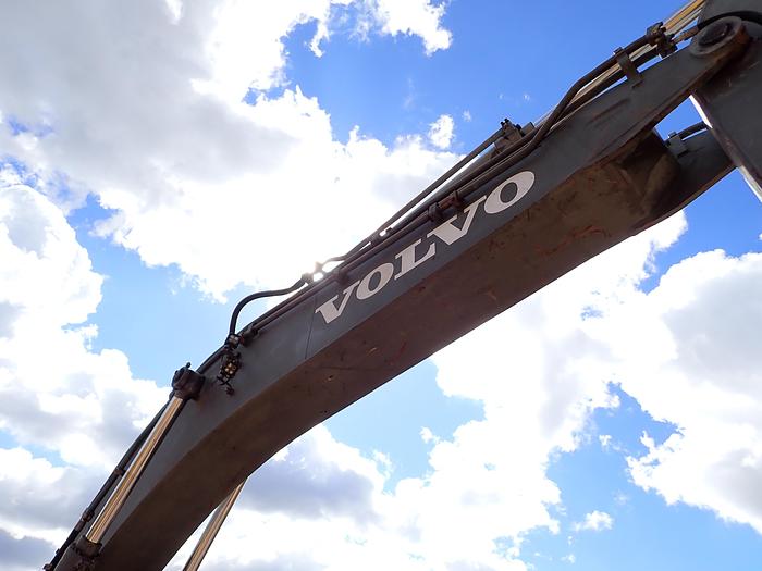 Used 2005 Volvo EC360B LC