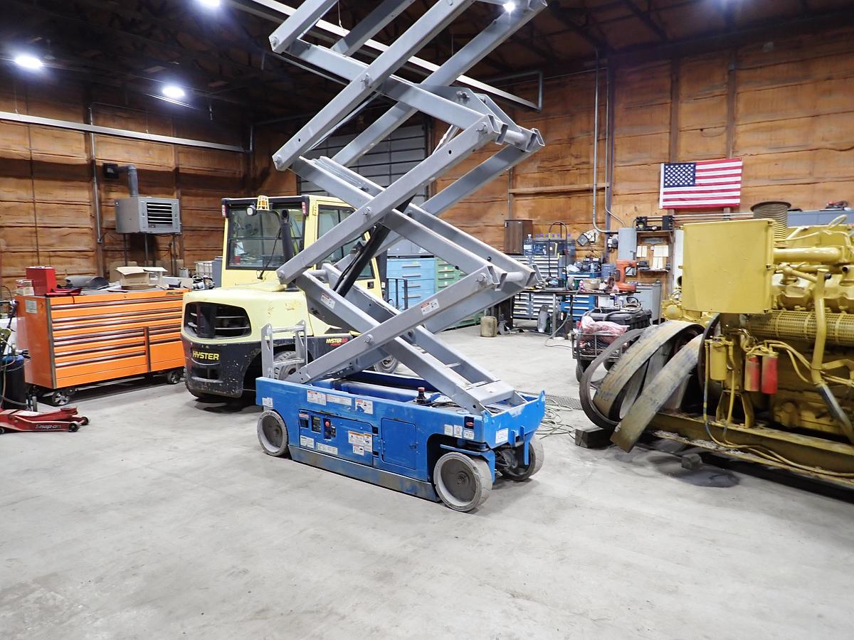 Used 2015 Genie GS2632