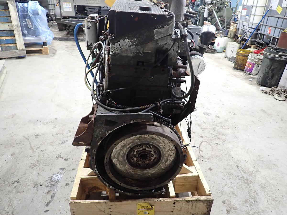 Used 1995 Cummins L10-260 Turbo Diesel Engine DRY INTAKE
