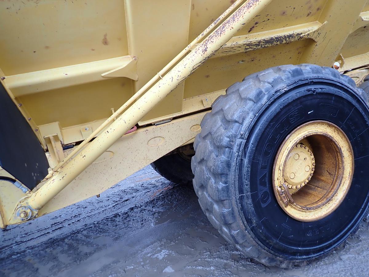 Used 2000 John Deere 300C Articulated Haul Truck