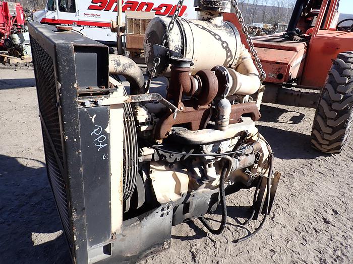 Used John Deere 6081TF001