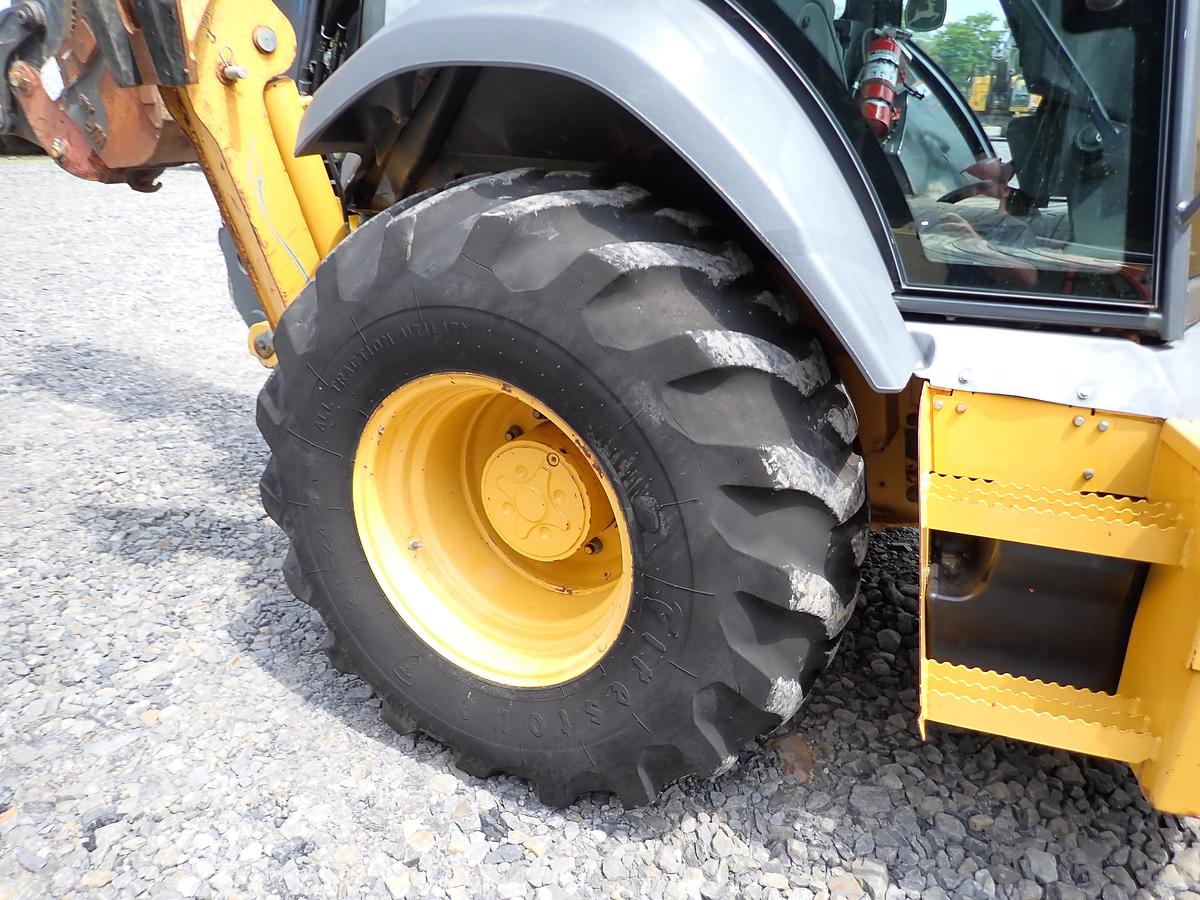 Used 2018 John Deere 410L Loader Backhoe LOADED! Q/C FORKS EXTENDAHOE