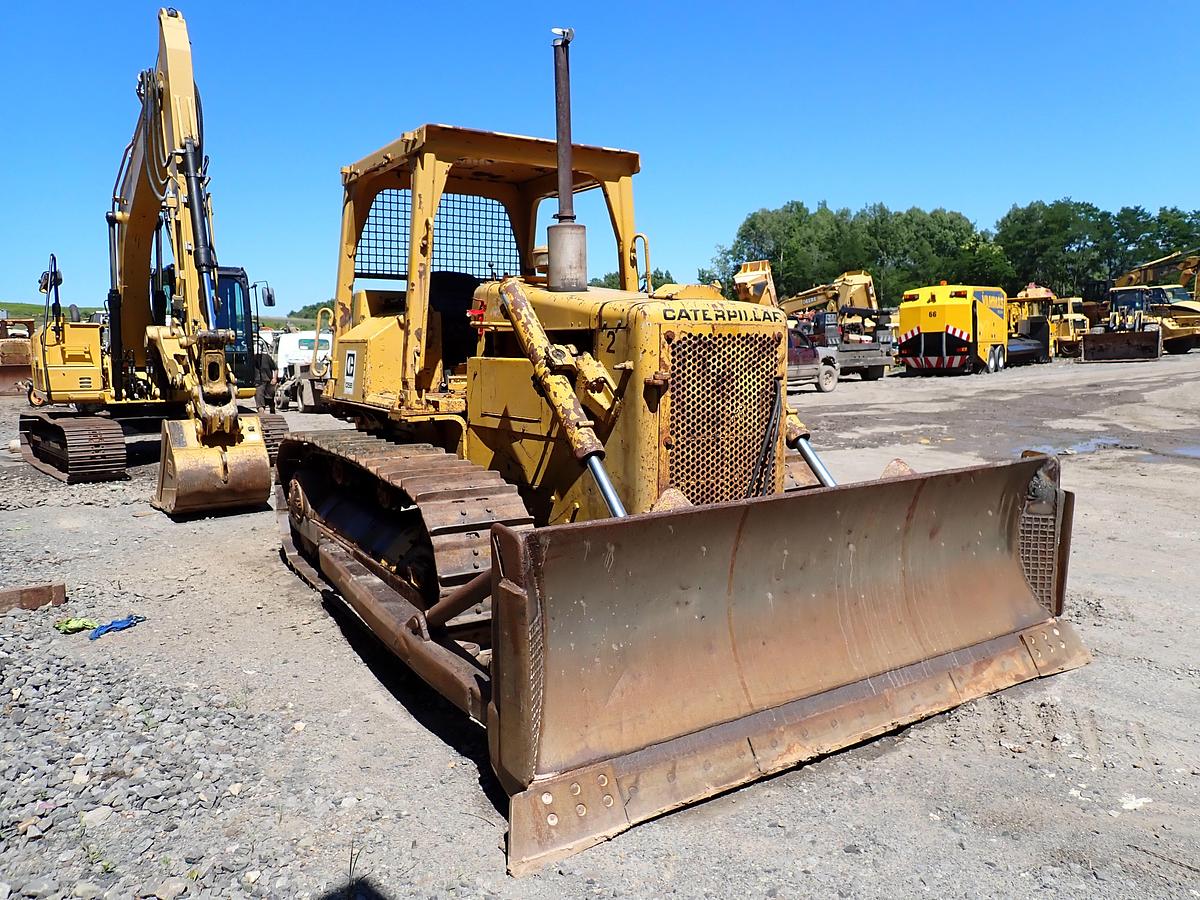 Used 1978 CAT D5B Crawler Dozer WINCH