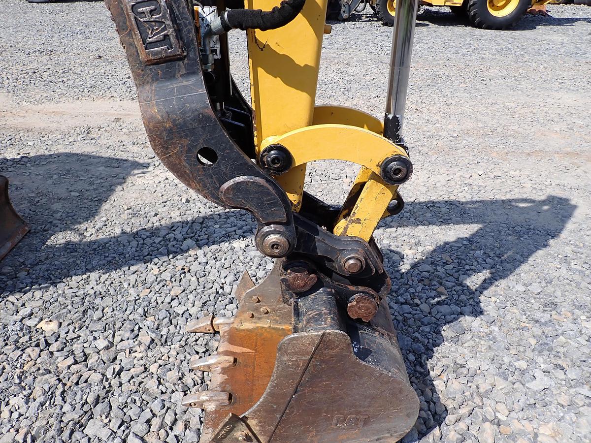 Used 2016 CAT 304E2 CR Mini Excavator HYDRAULIC THUMB!