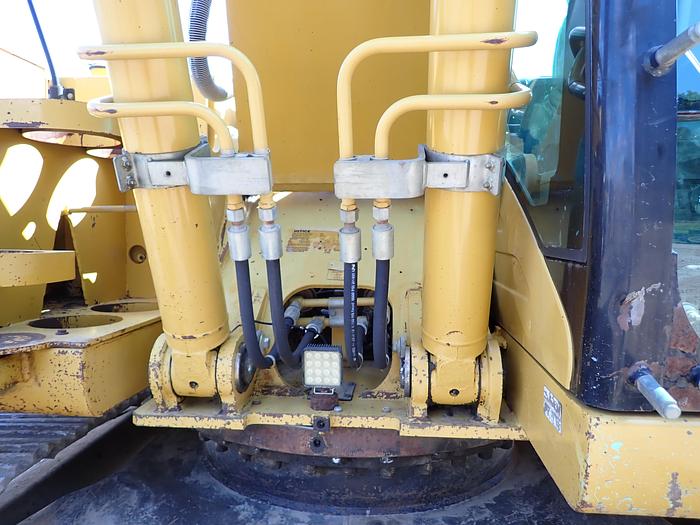 Used 2006 CAT 324DL Hydraulic Excavator PROGRESSIVE THUMB -- LOW HOURS