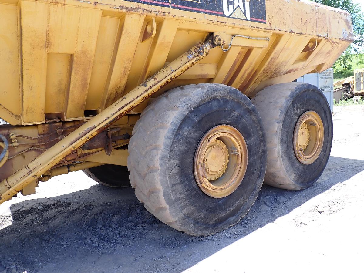 Used 1991 CAT D350D Articulated Haul Truck