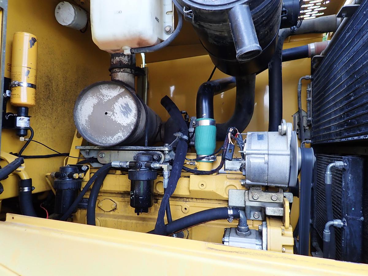 Used 2001 John Deere 624H Wheel Loader