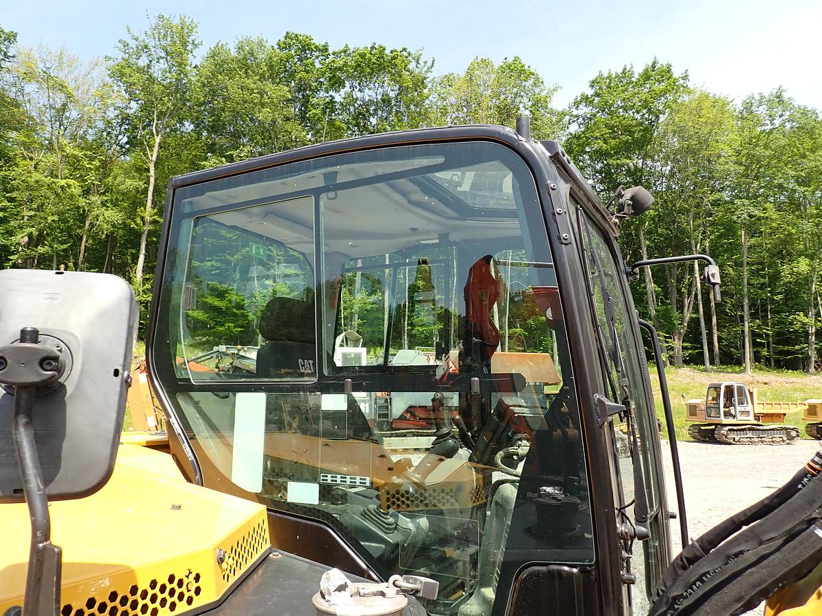 Used 2020 CAT 306 CR Hydraulic Excavator THUMB 1500 HOURS