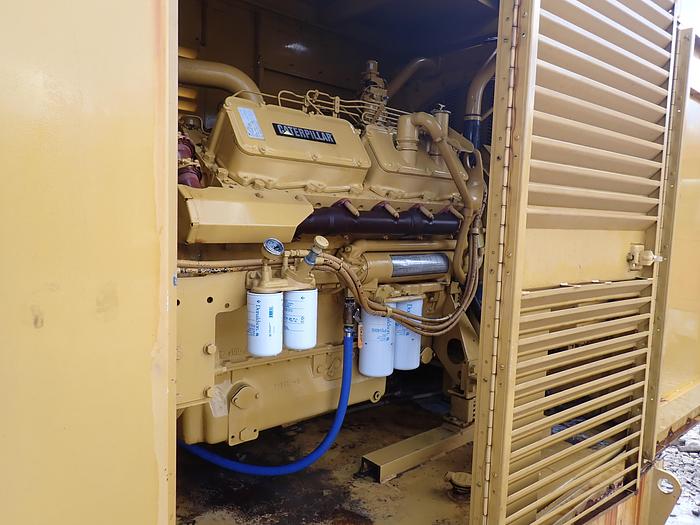 Used 1995 CAT SR4B 500 KW Standby Generator 1134 HOURS!