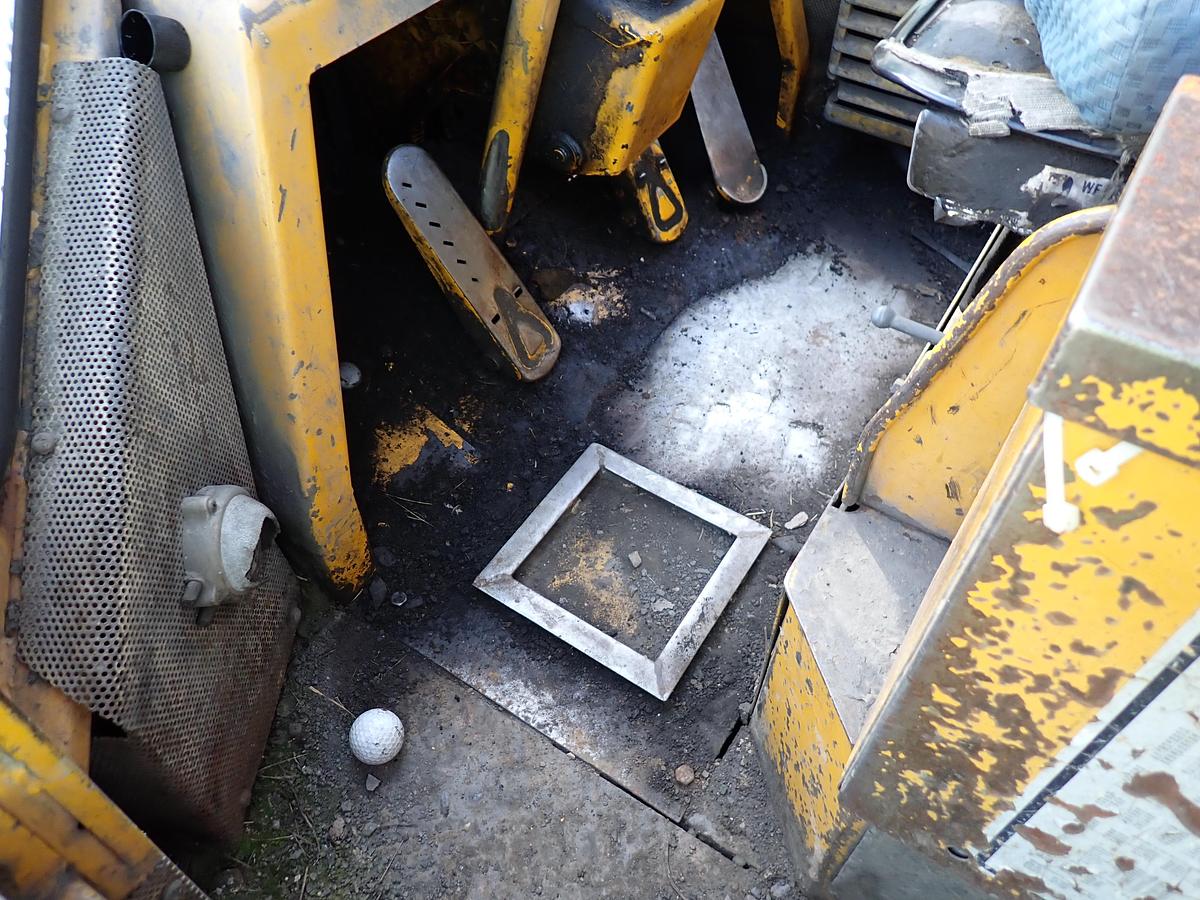 Used 1976 CAT 950 Wheel Loader w/ FORKS