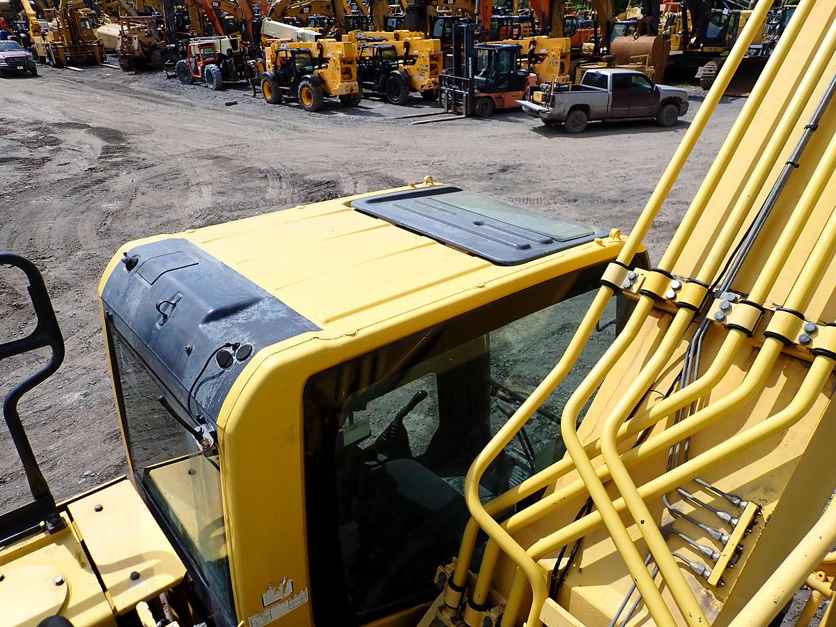 Used 2013 Komatsu PC490LC-10 Excavator 