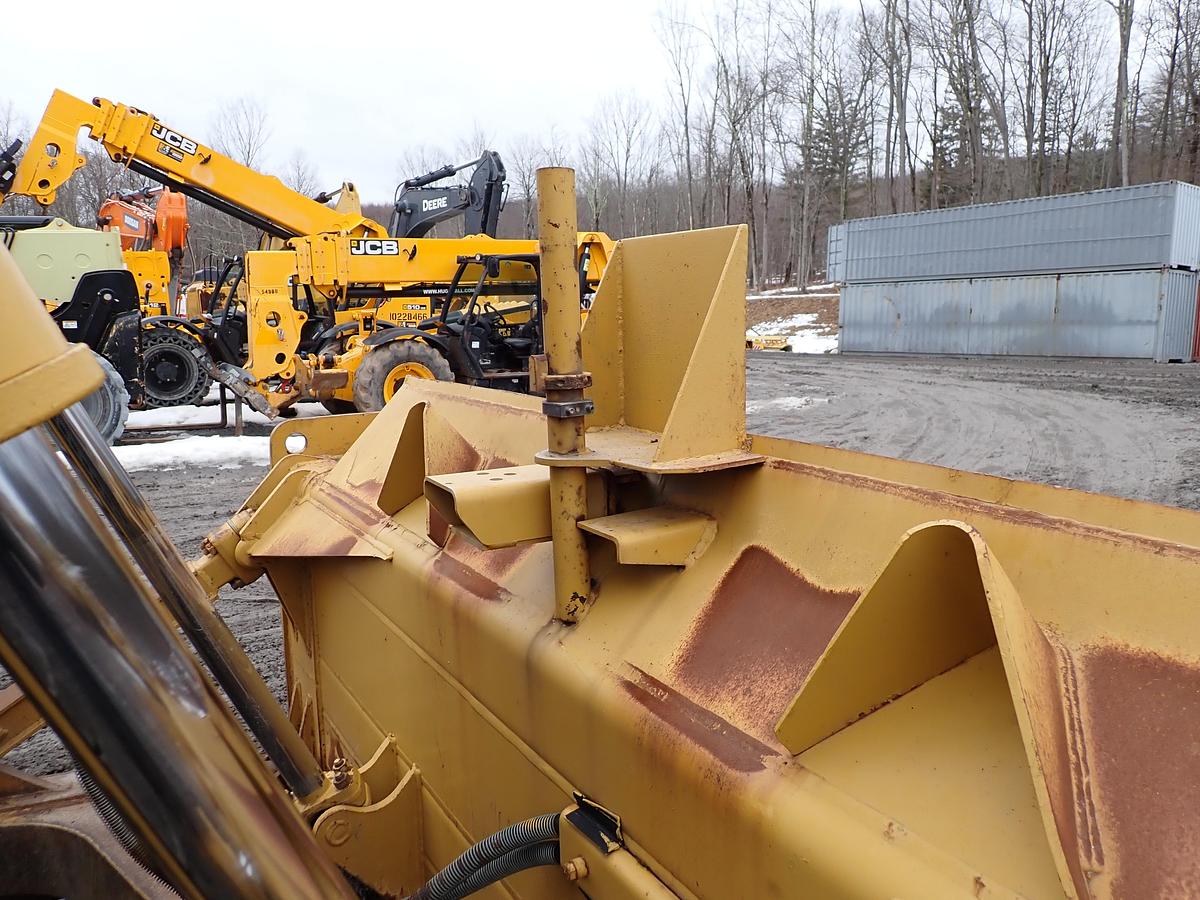 Used 2004 CAT D6R XL II