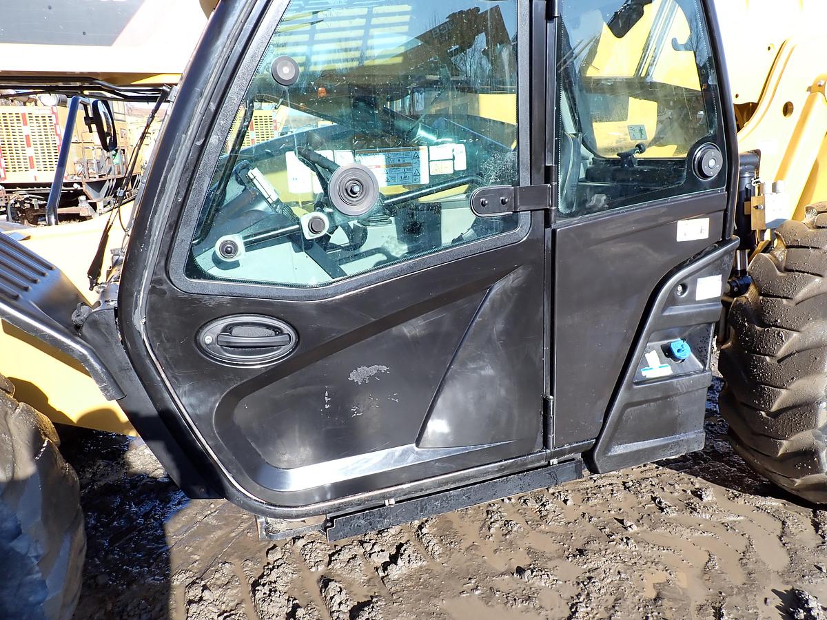 Used 2019 CAT TL1255D