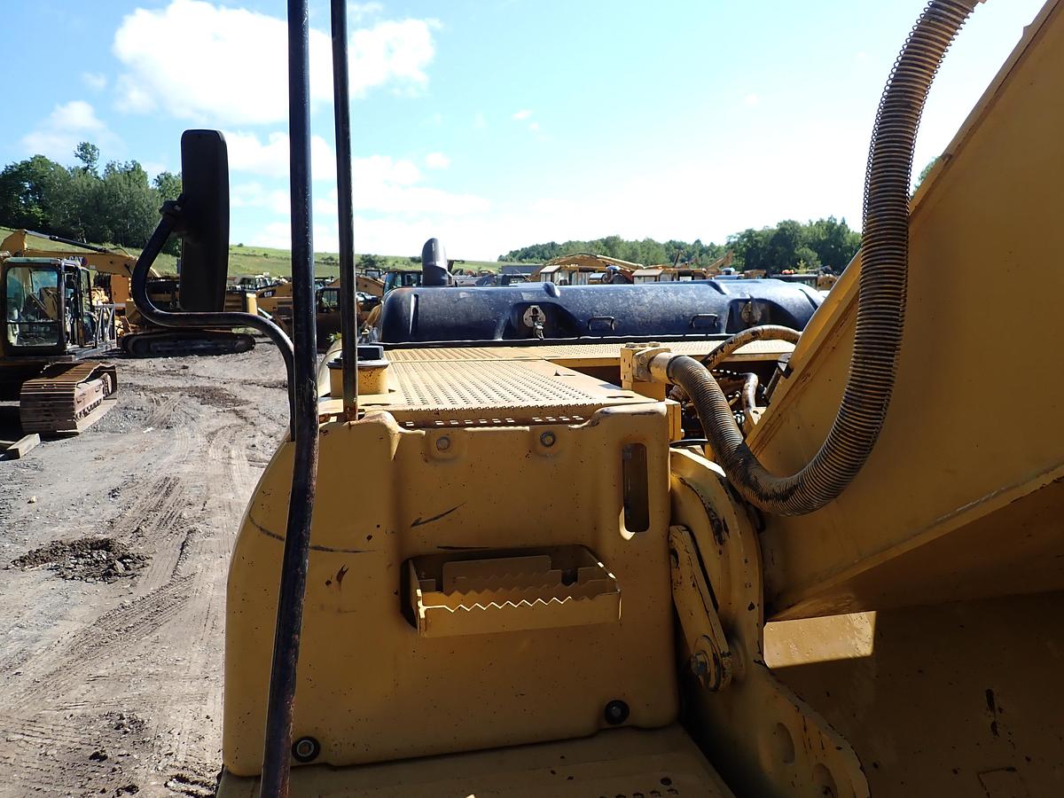 Used 2005 CAT 330CL Hydraulic Excavator