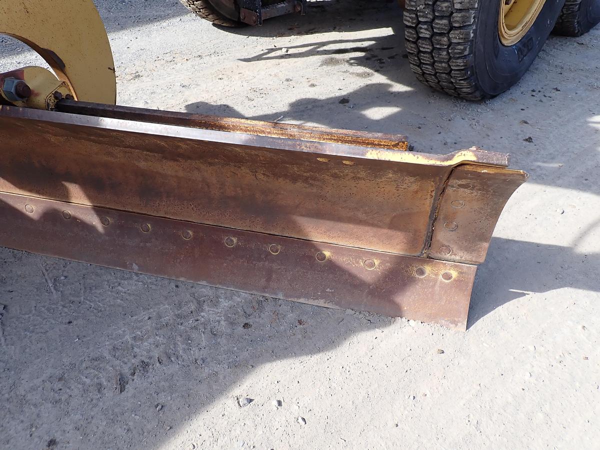Used 1998 CAT 163H Motor Grader