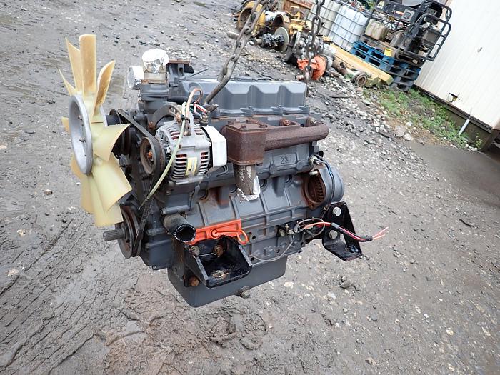 Used 2004 Kubota V2203-ES Industrial Diesel Engine