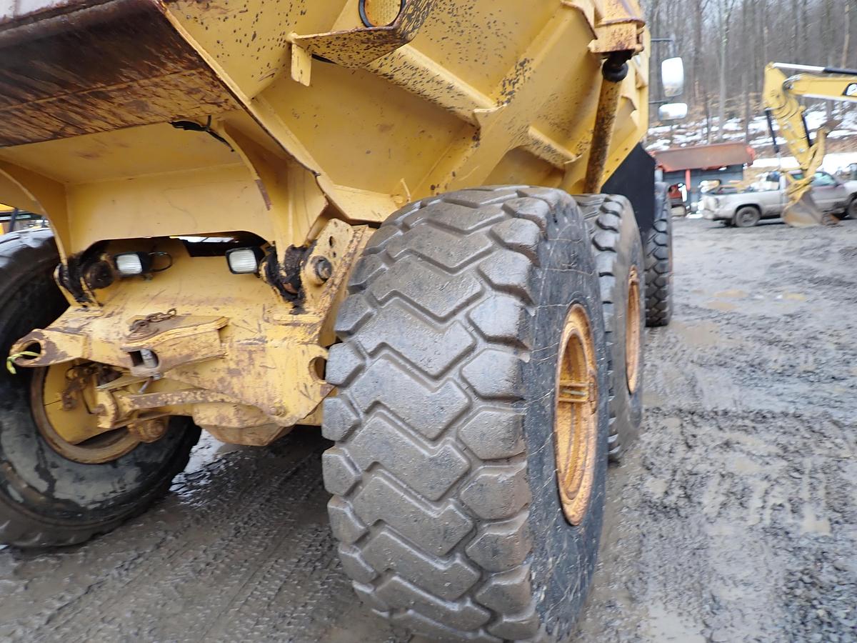 Used 2000 John Deere 300C Articulated Haul Truck