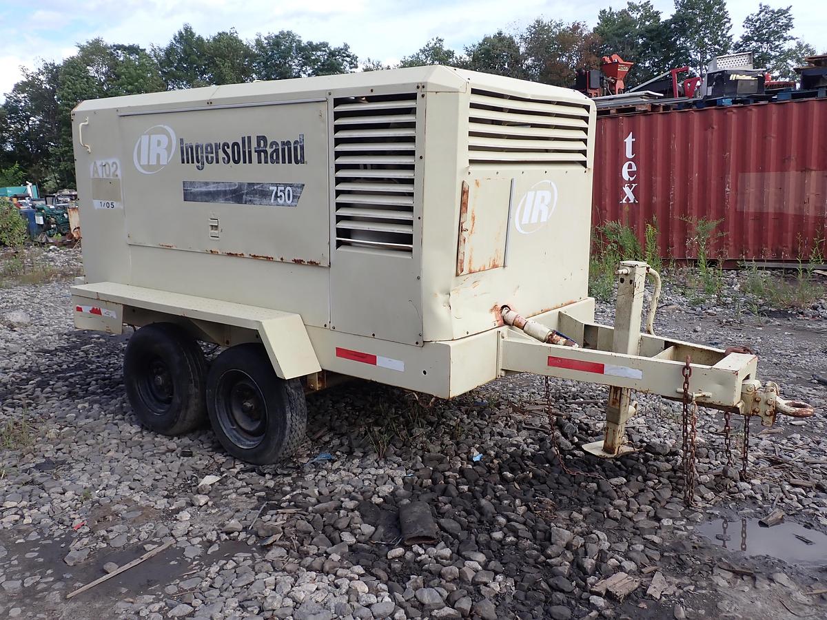 Used 1998 Ingersoll Rand XP750WCU 750 CFM Air Compressor