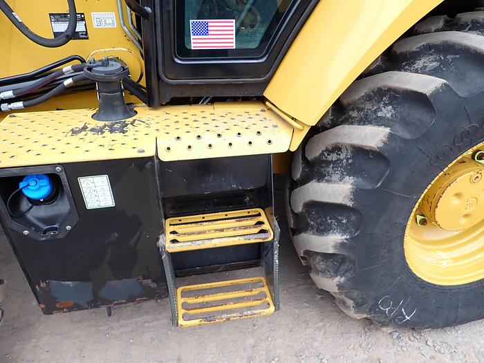 Used 2018 CAT 420F2 Loader Backhoe