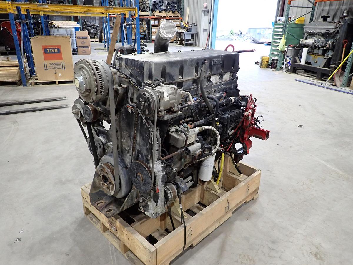 Used 2002 Cummins ISM 350V Diesel Engine CPL 2608 CM570 w/ JAKE BRAKE