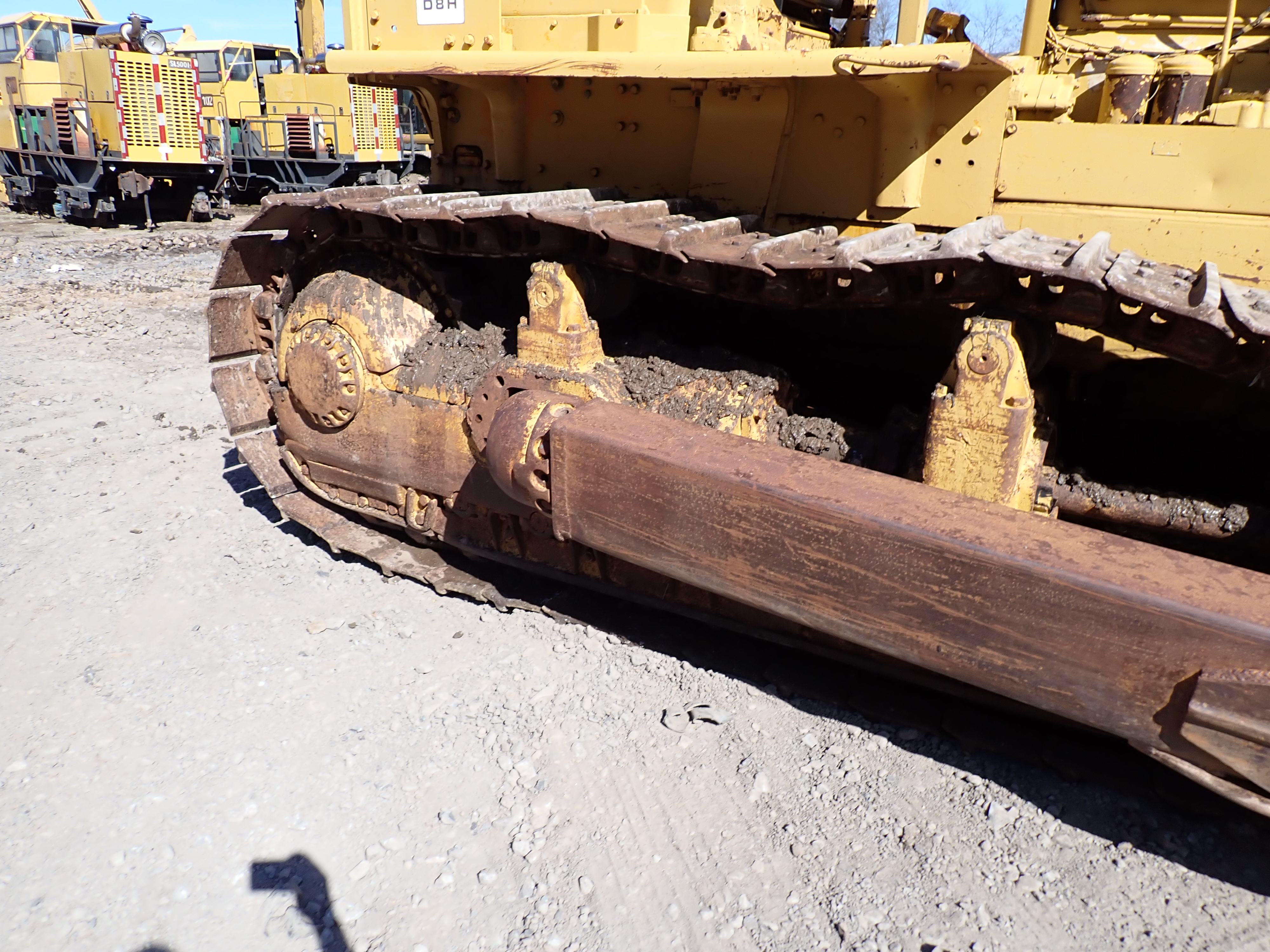 Used 1971 CAT D8H Crawler Dozer