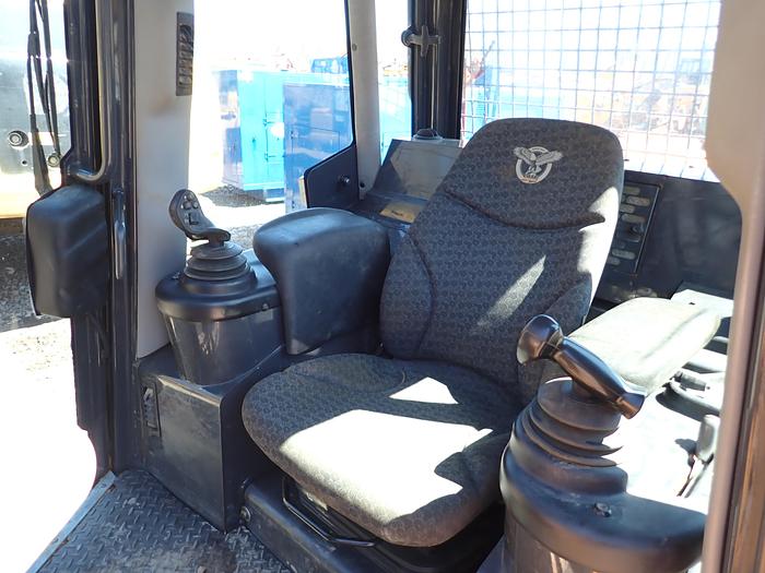 Used 2019 Case 2050M LGP