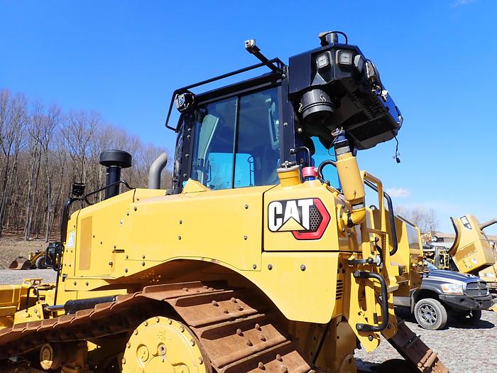 Used 2022 CAT D6 LGP Crawler Dozer