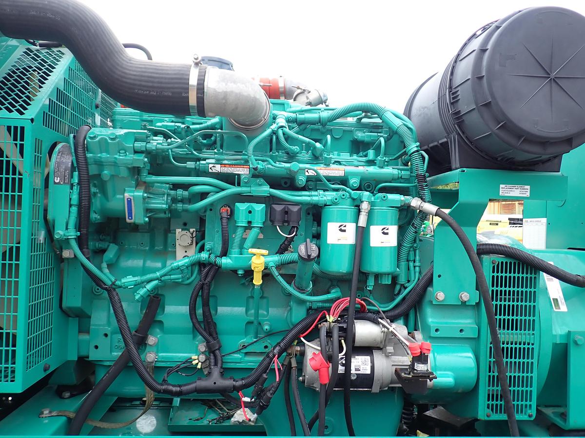 2012 Cummins DSHAB 175 KW Generator UNUSED!
