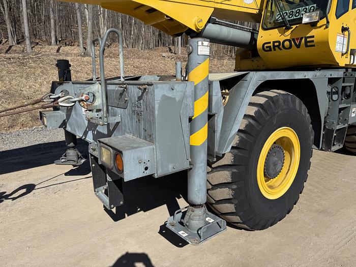 Used Grove RT530