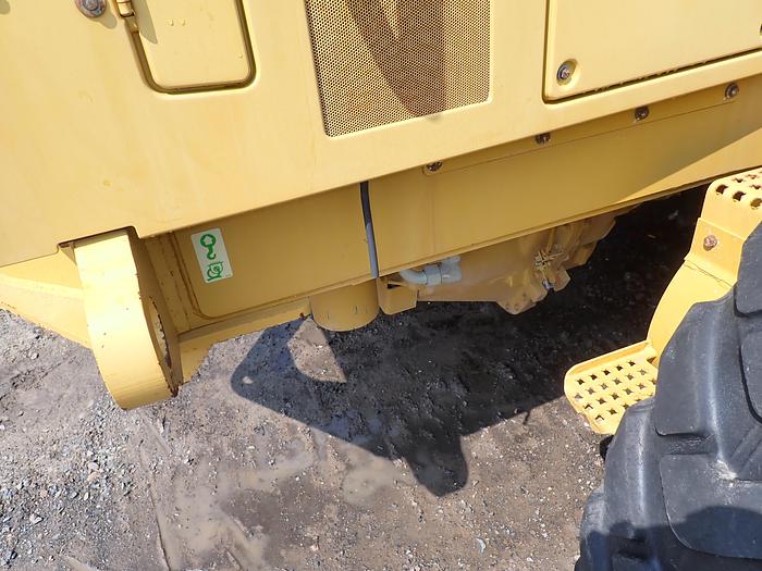 Used 2015 CAT 120M2 AWD